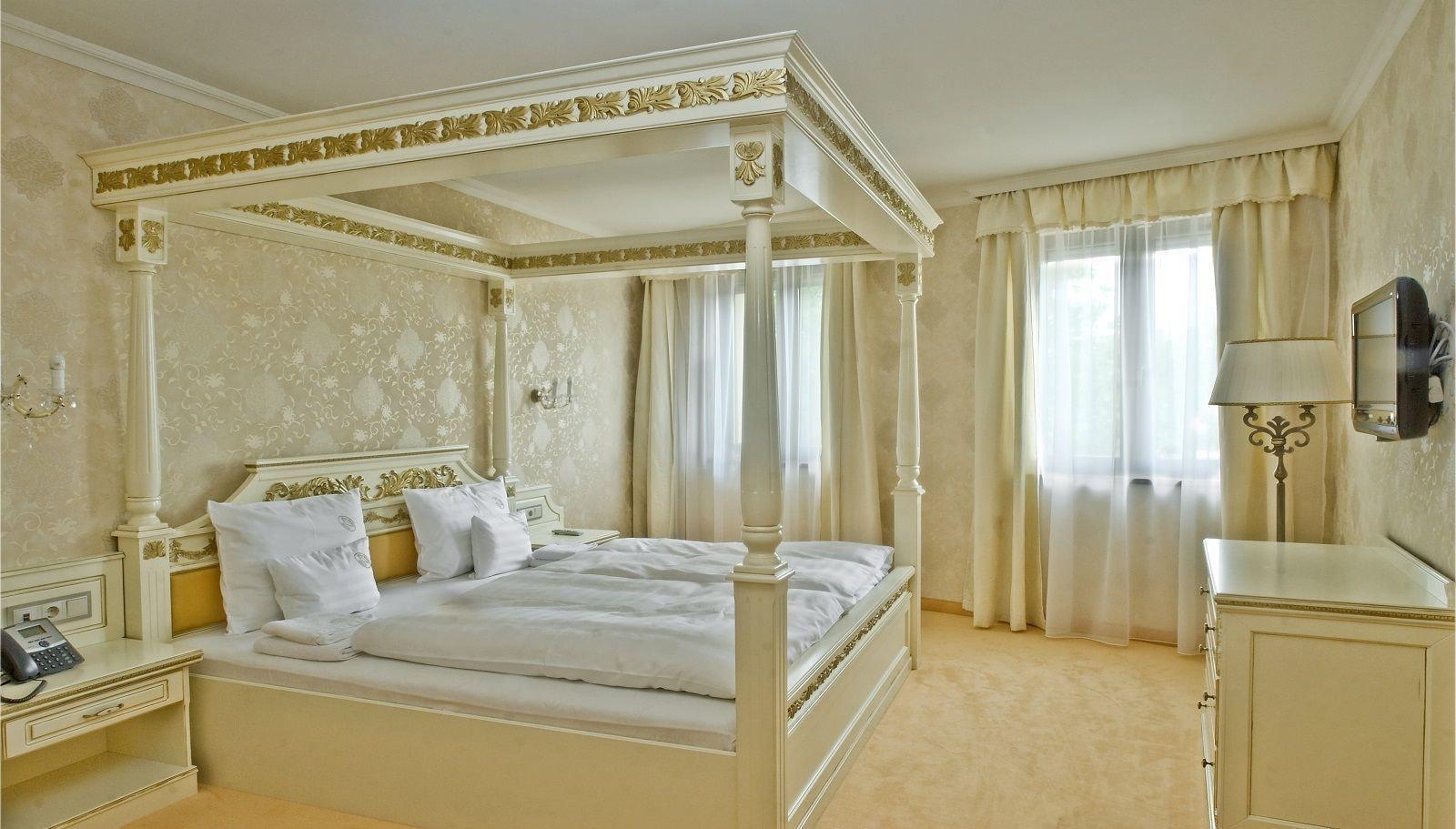 Hotel Obester Debrecen Bagian luar foto